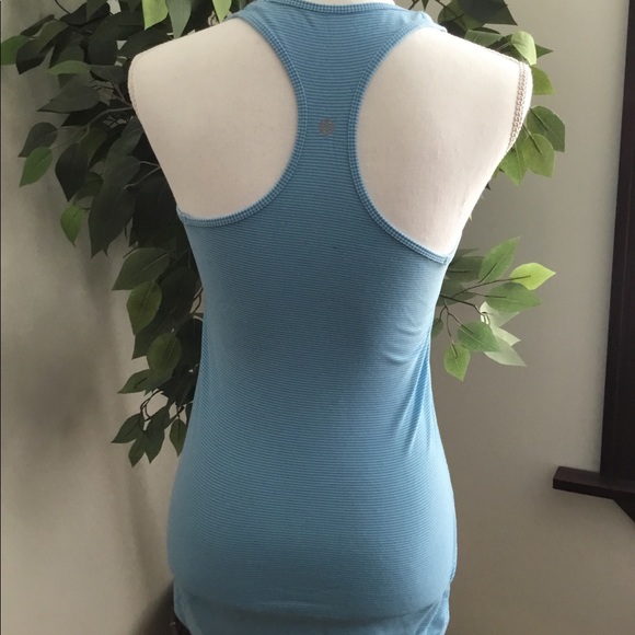 Lululemon racer back tank - Picture 2 of 5